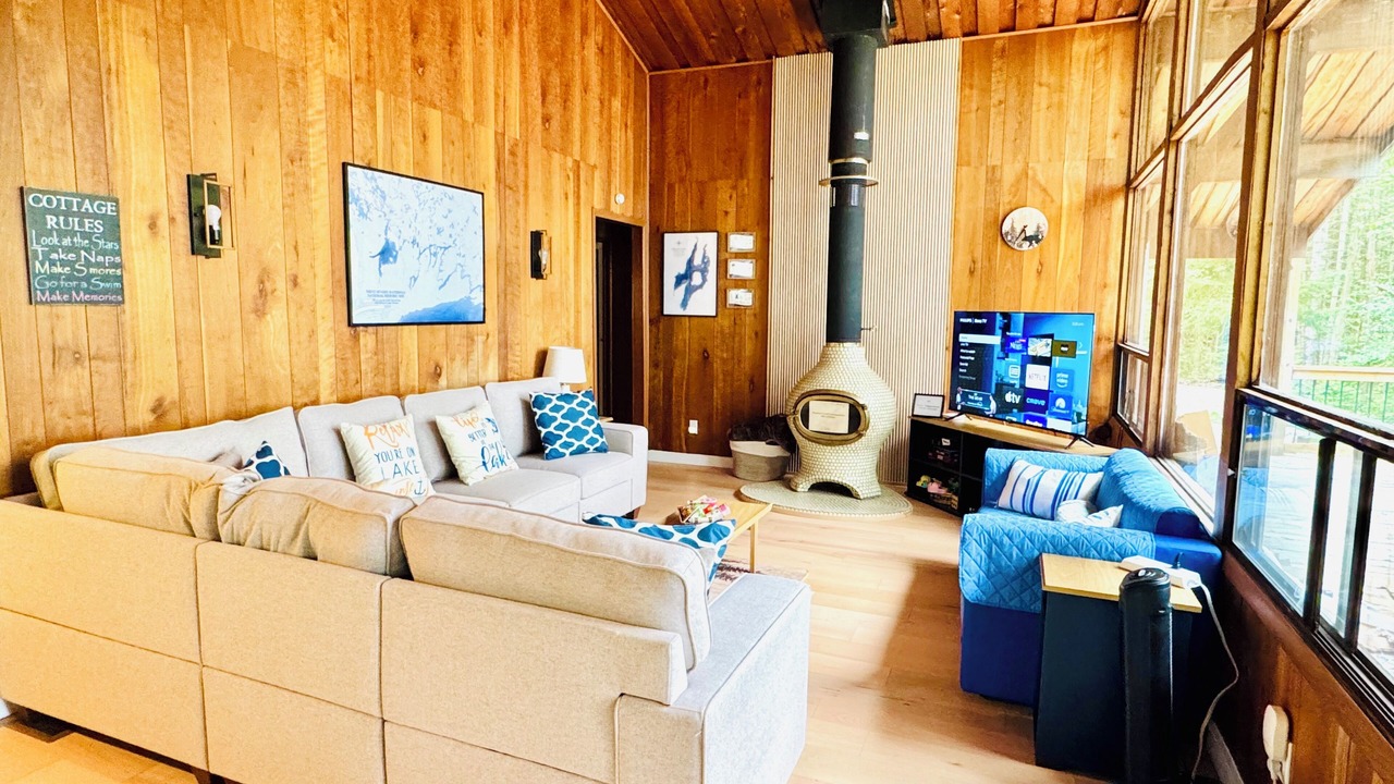 Photo of Livingroom in Victoria Road