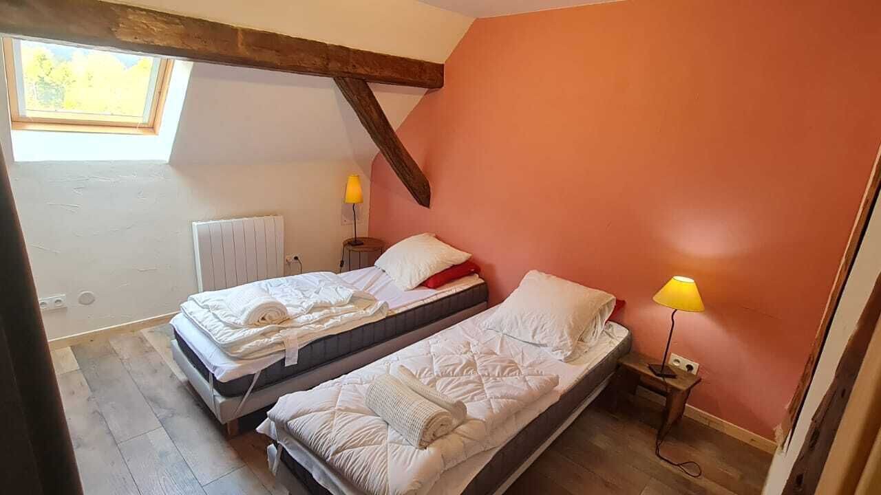 Photo of Bedroom in Verrens-Arvey