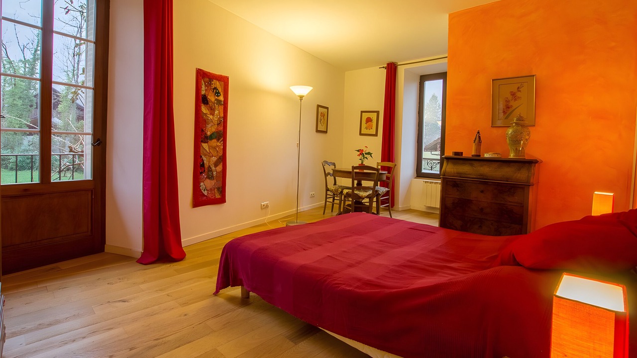 Photo of Bedroom in Verrens-Arvey