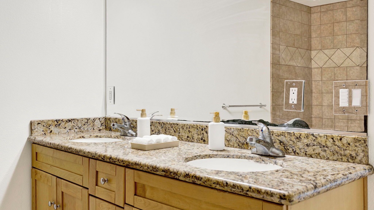 Photo of Bathroom in Wilshire