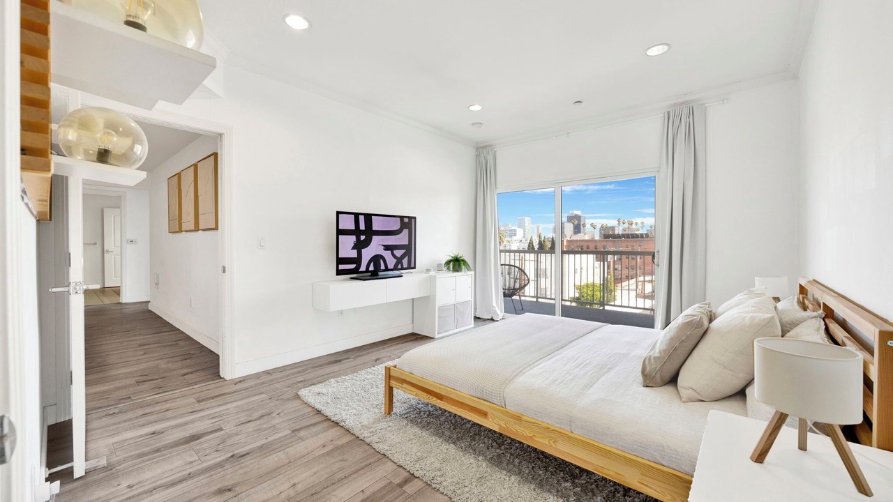 Photo of Bedroom in Wilshire