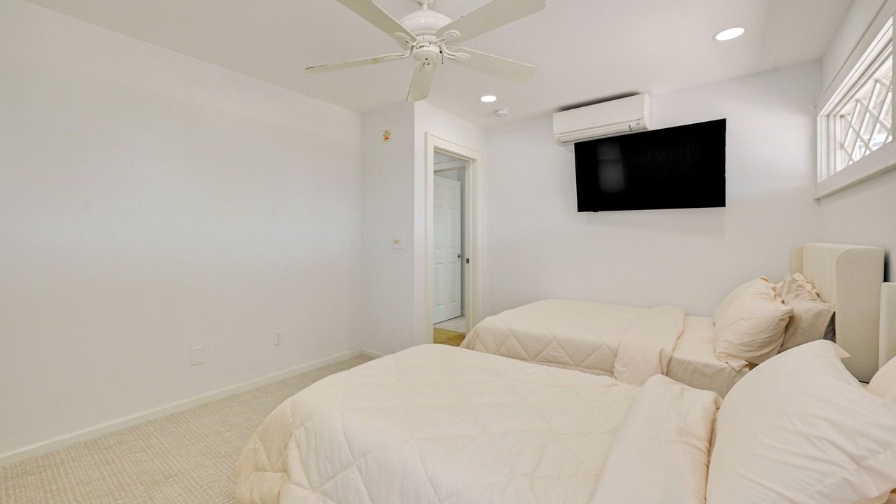 Photo of Bedroom in West Hampton Dunes