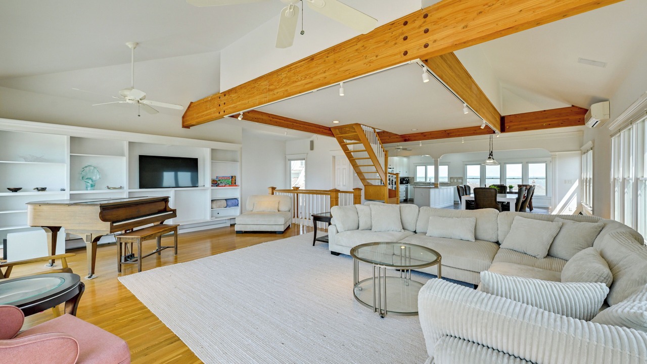 Photo of Bedroom in West Hampton Dunes