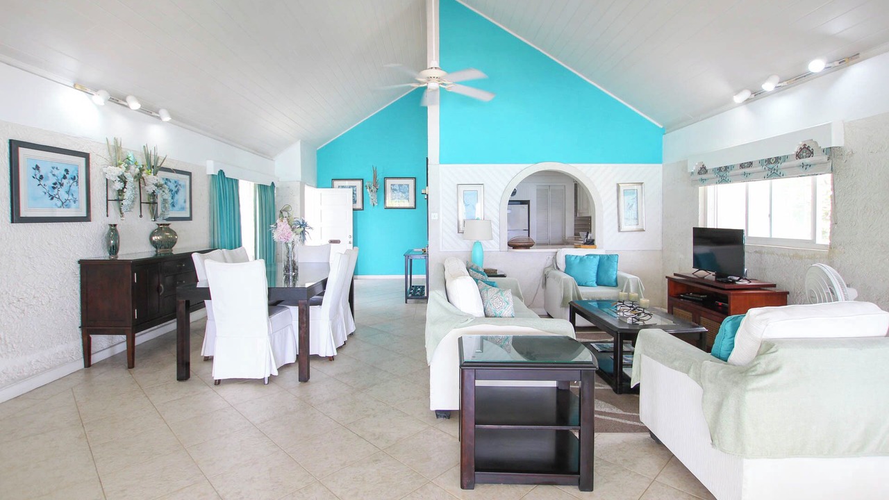 Photo of Livingroom in Old Trees Bay