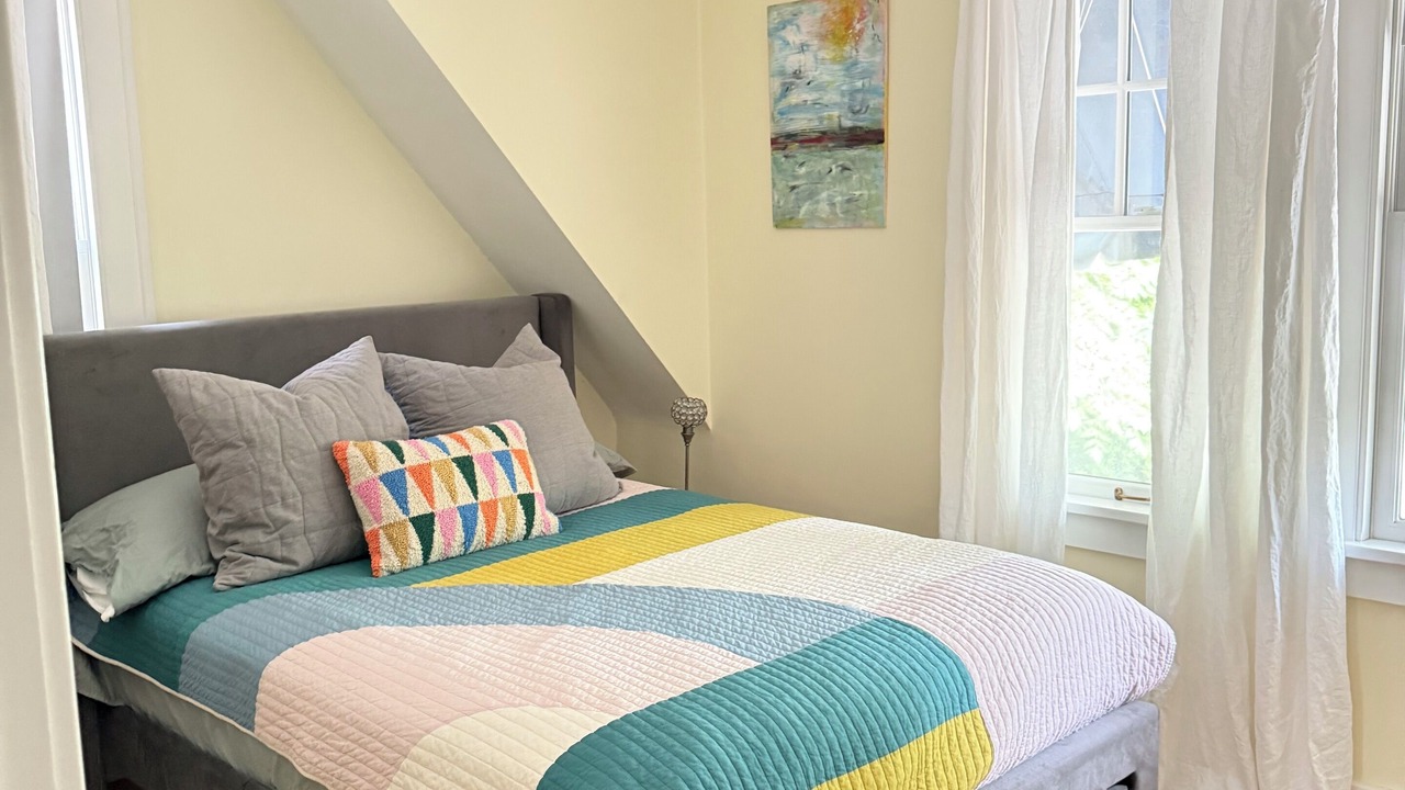 Photo of Bedroom in Fulton Heights