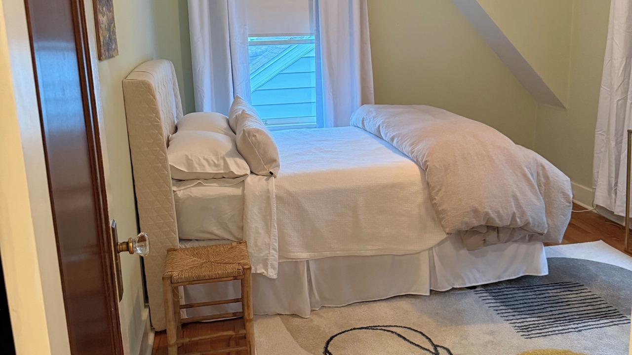 Photo of Bedroom in Fulton Heights