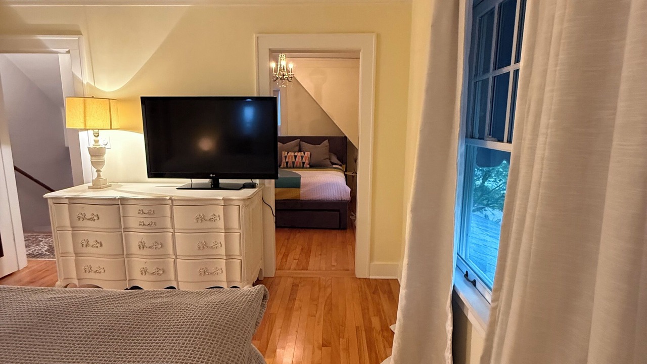 Photo of Bedroom in Fulton Heights