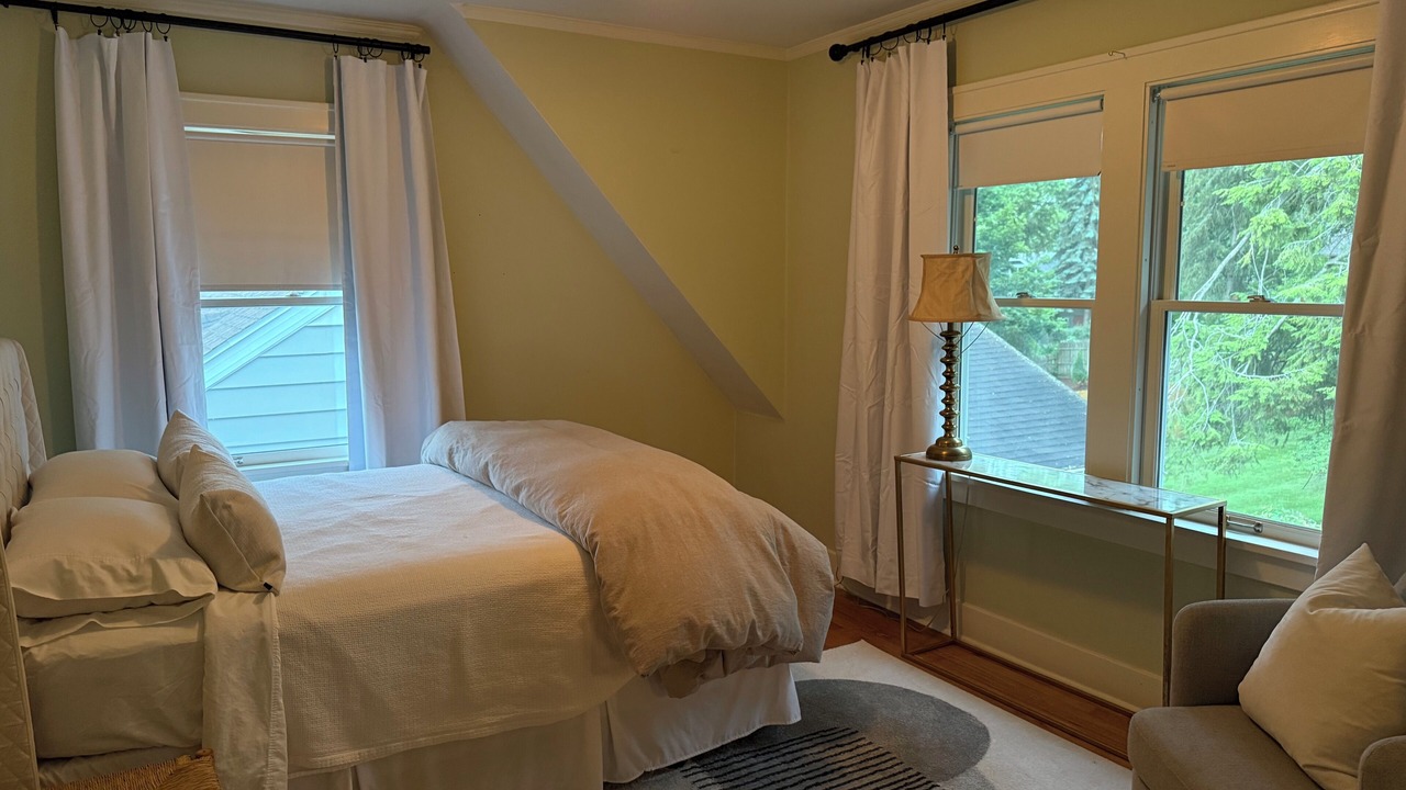 Photo of Bedroom in Fulton Heights
