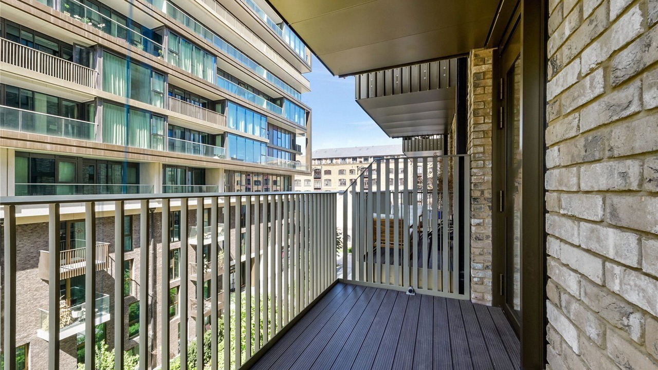 Photo of Outdoor in Tower Hill