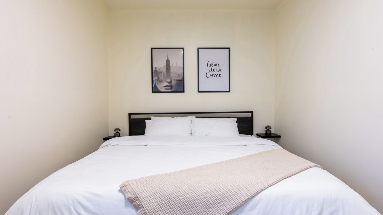Photo of Bedroom in Irving Park