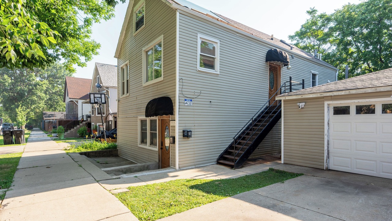 Photo of Outdoor in Irving Park