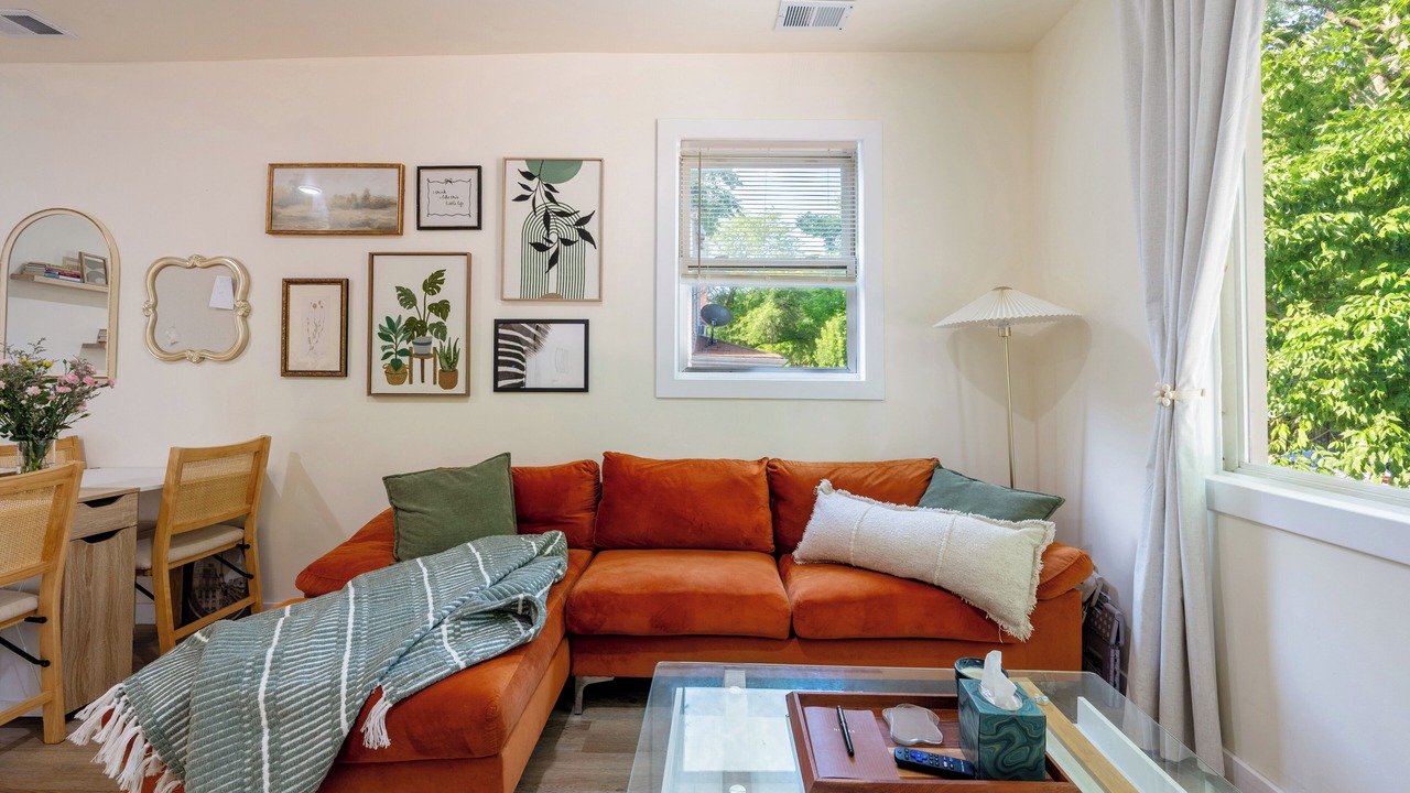 Photo of Livingroom in Irving Park