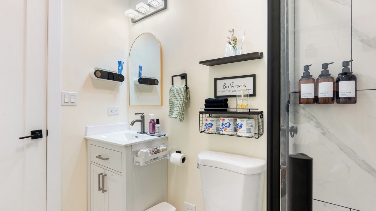 Photo of Bathroom in Irving Park