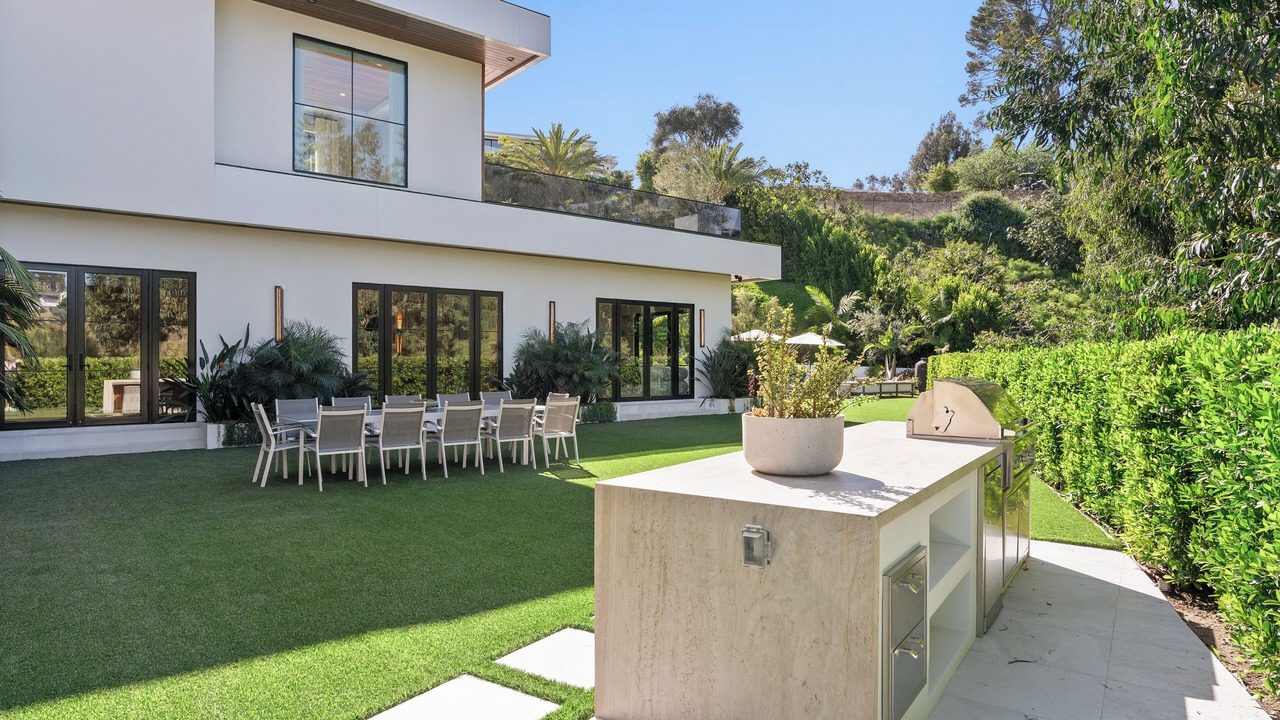 Photo of Outdoor in Bel Air