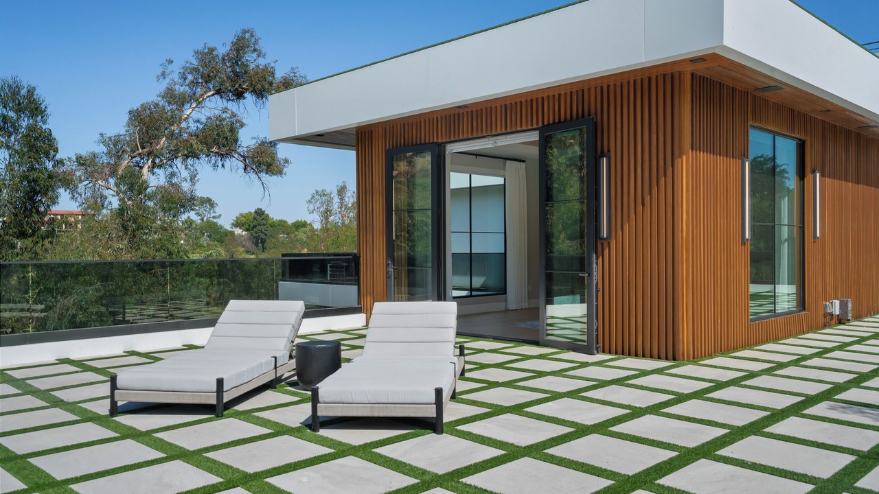 Photo of Patio Balcony in Bel Air