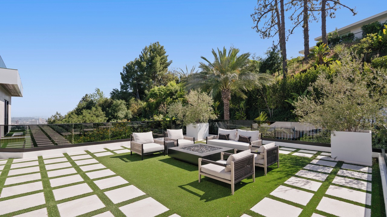 Photo of Patio Balcony in Bel Air