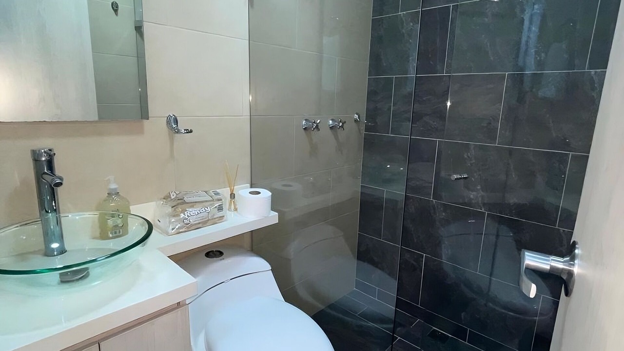 Photo of Bathroom in Laureles