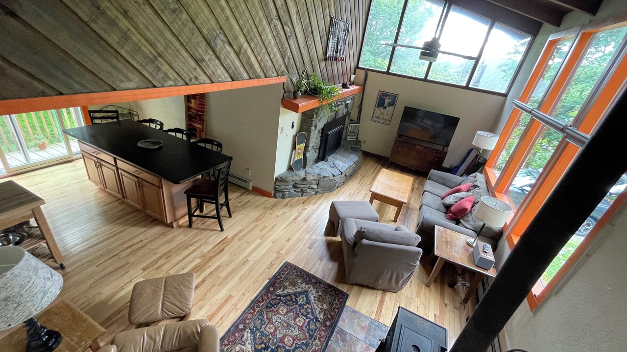 Photo of Livingroom in Bolton Valley