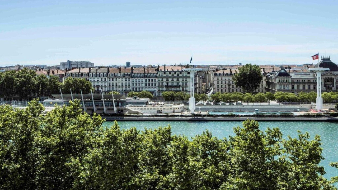 Photo of Others in 2nd Arrondissement