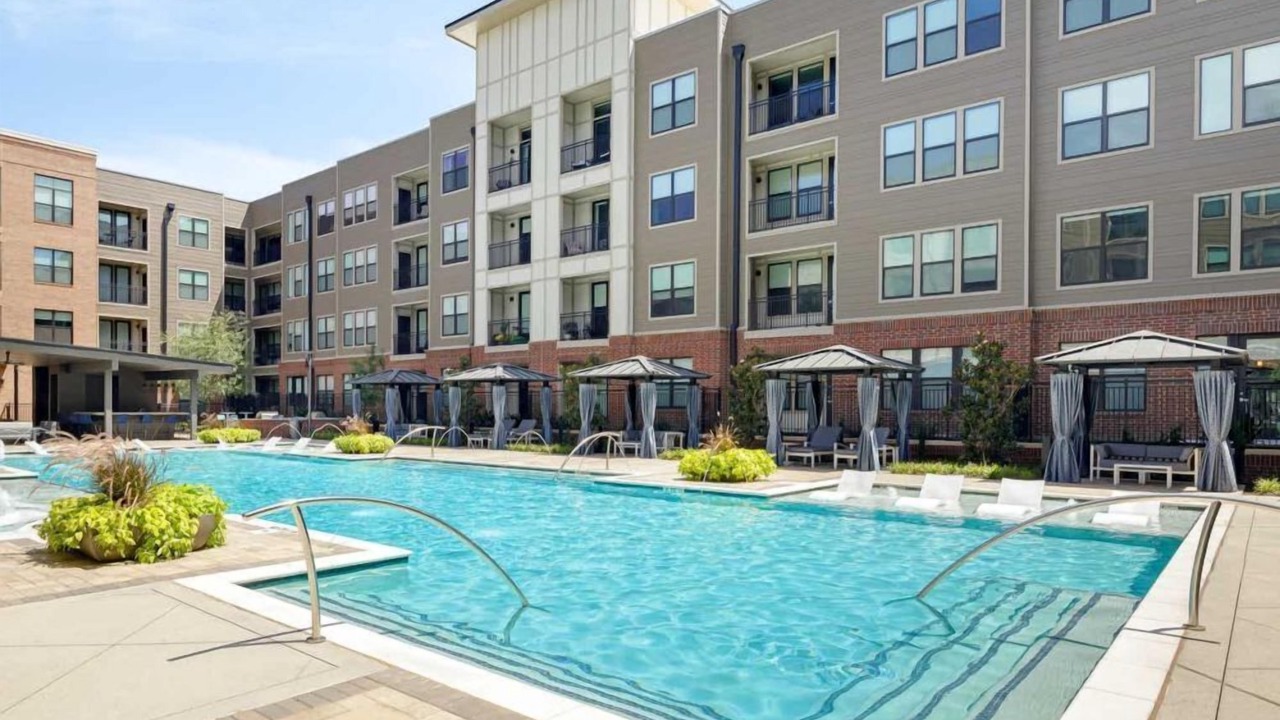 Photo of Outdoor in Addison