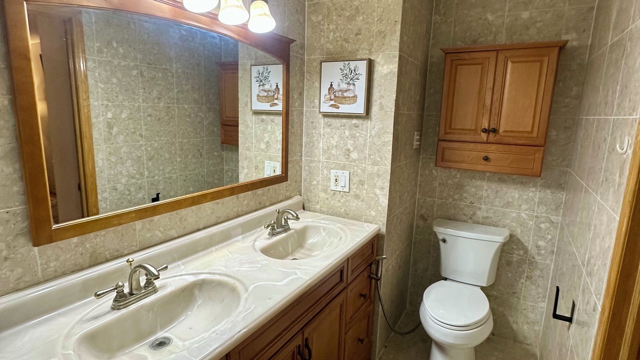 Photo of Bathroom in Glenview