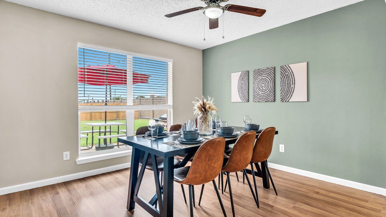 Photo of Livingroom in Allen