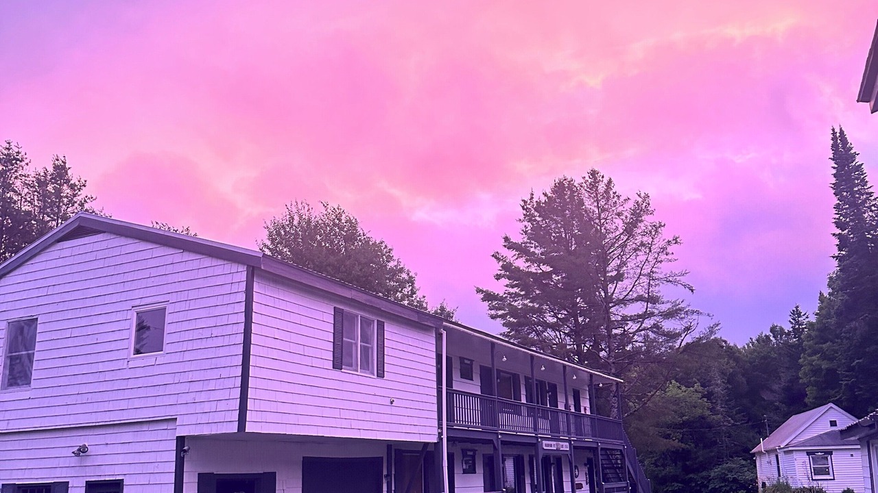 Photo of Outdoor in Woodford