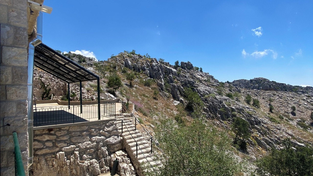 Photo of Outdoor in Kfardebian
