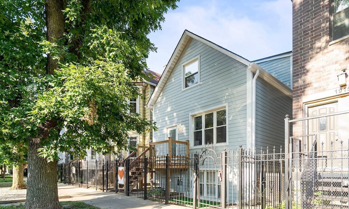 Photo of Outdoor in Logan Square