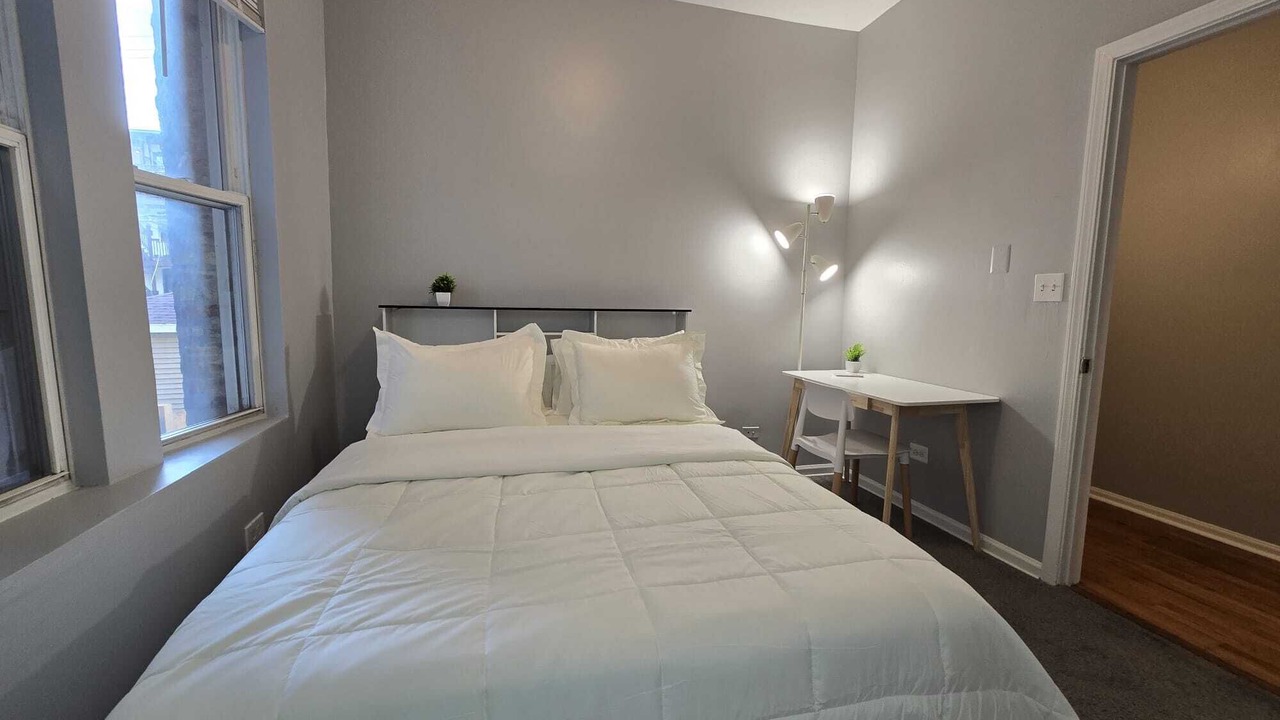 Photo of Bedroom in Woodlawn