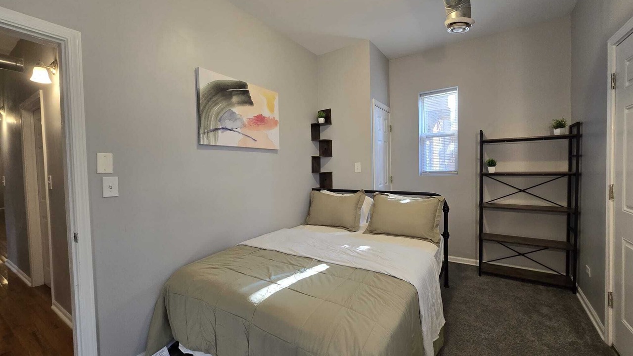 Photo of Bedroom in Woodlawn