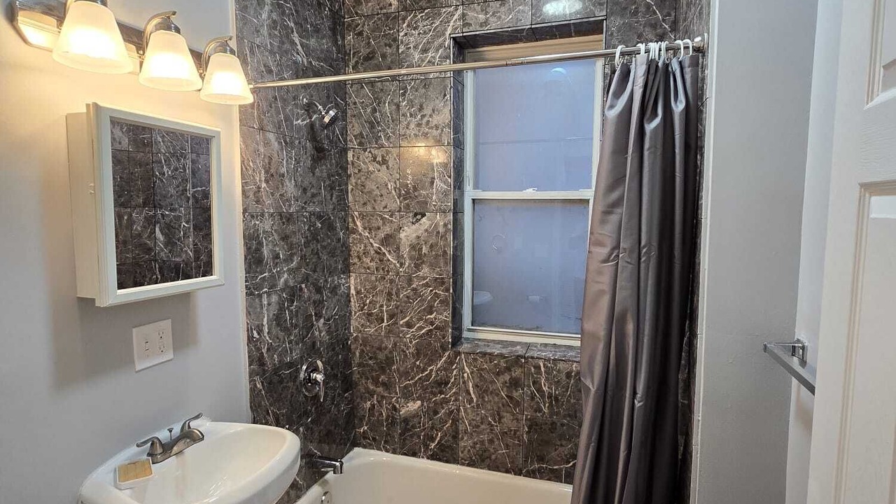 Photo of Bathroom in Woodlawn