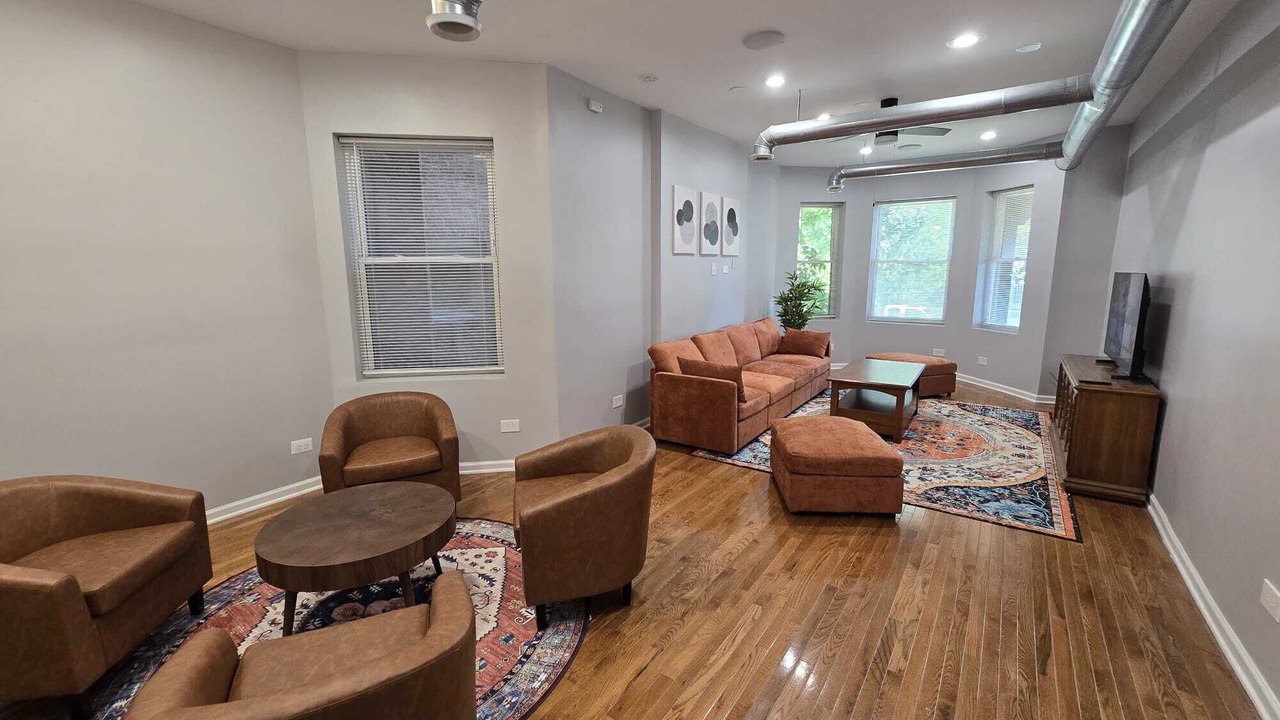Photo of Livingroom in Woodlawn