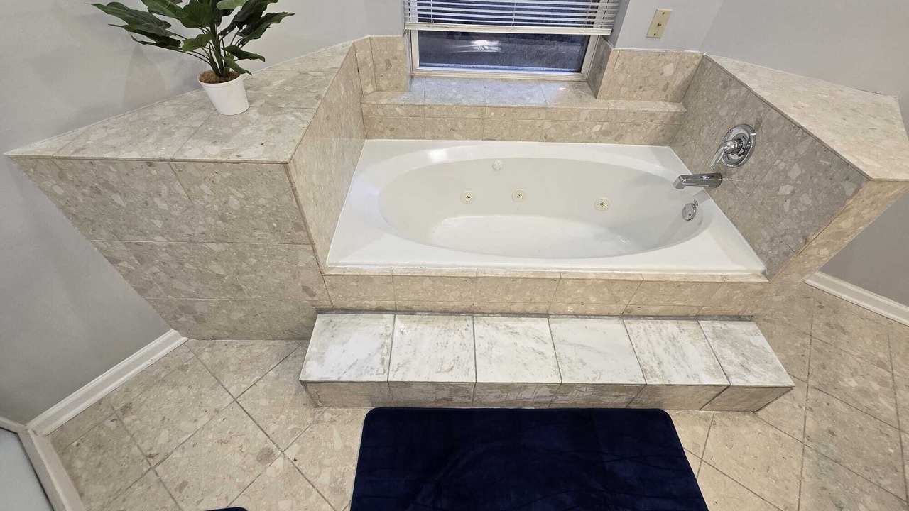 Photo of Bathroom in Woodlawn