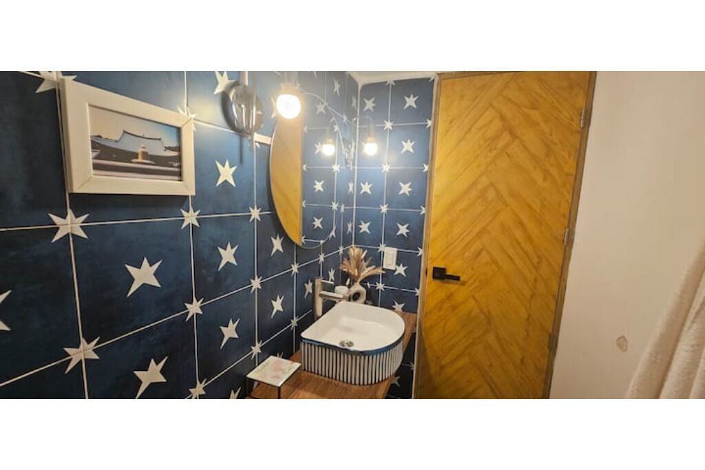 Photo of Bathroom in Comuna 4