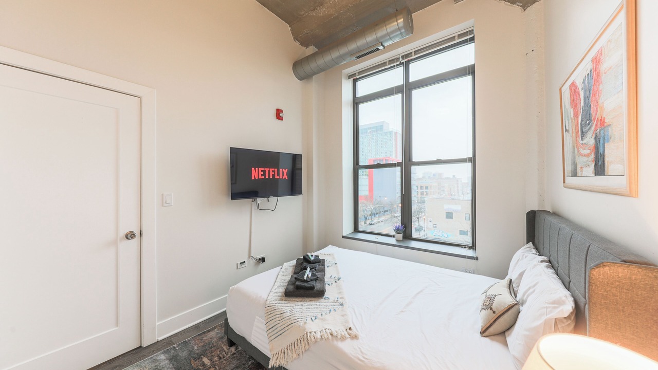 Photo of Bedroom in Near South Side