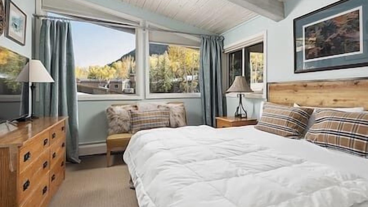Photo of Bedroom in Aspen