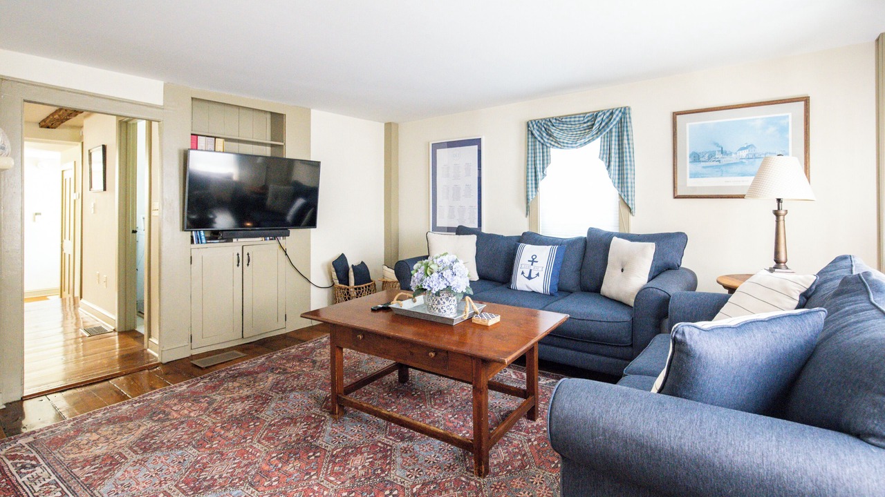 Photo of Livingroom in Clinton