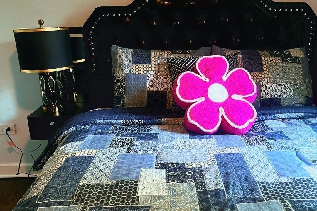 Photo of Bedroom in Evanston