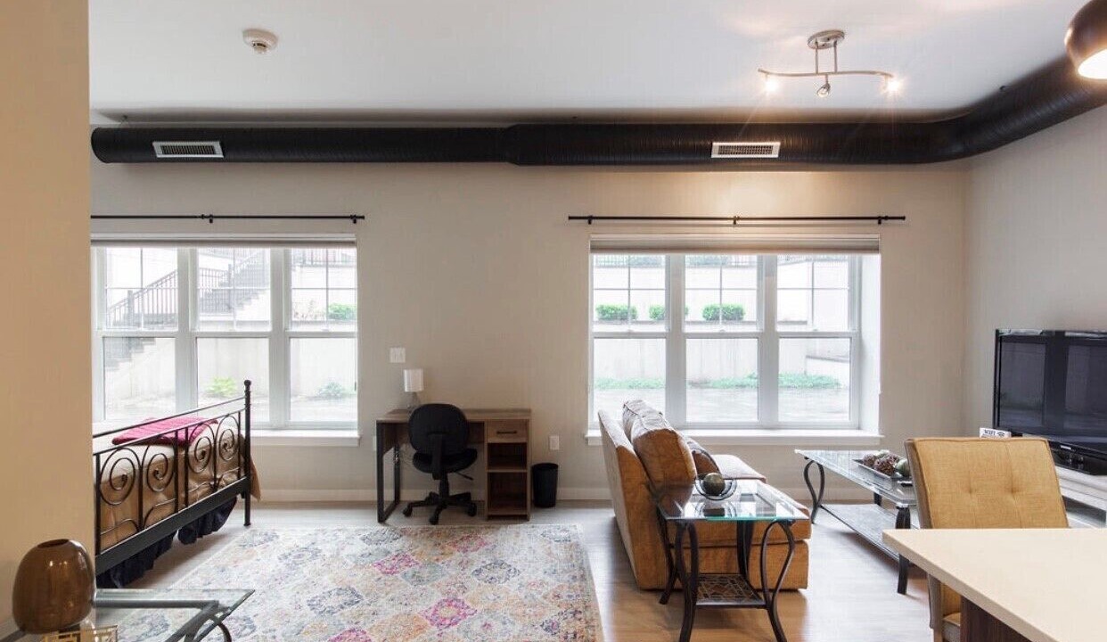 Photo of Livingroom in West Hartford