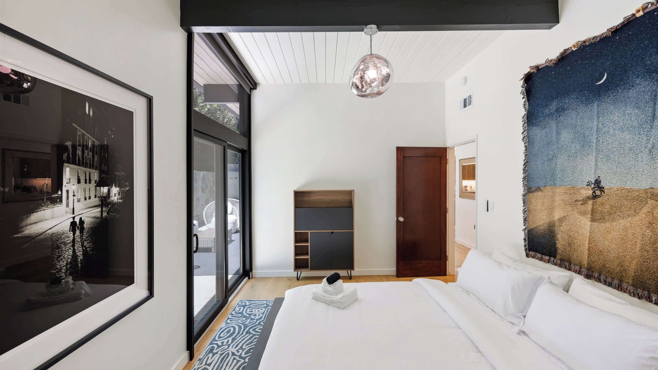 Photo of Bedroom in Sherman Oaks