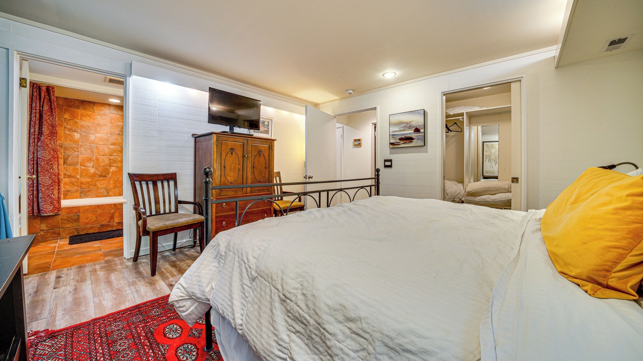 Photo of Bedroom in Mercer Island