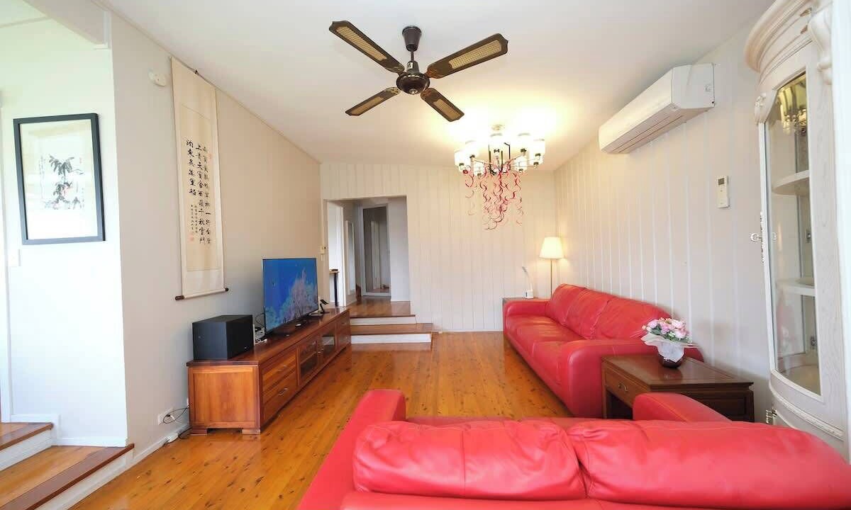 Photo of Livingroom in Carlingford