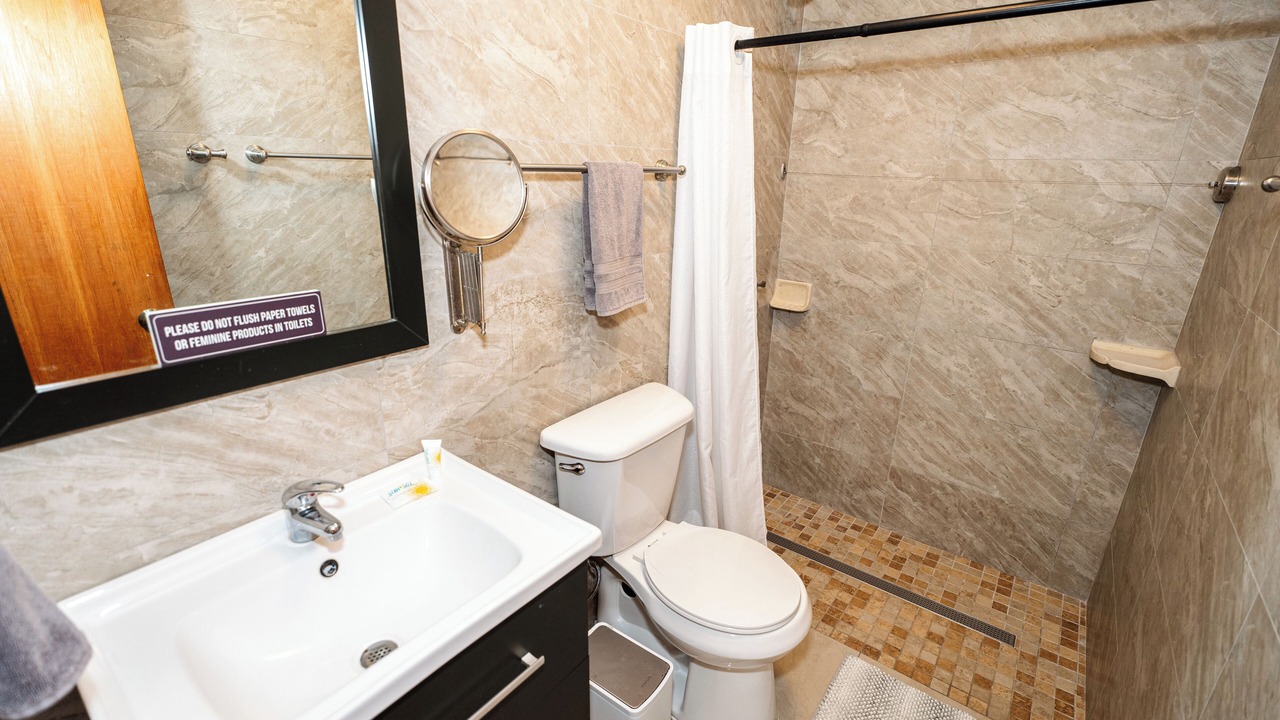 Photo of Bathroom in Vayas