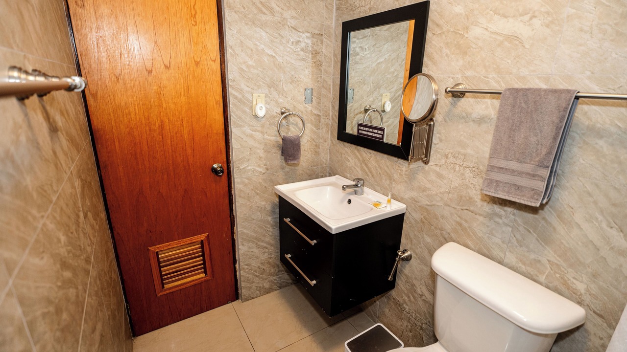 Photo of Bathroom in Vayas