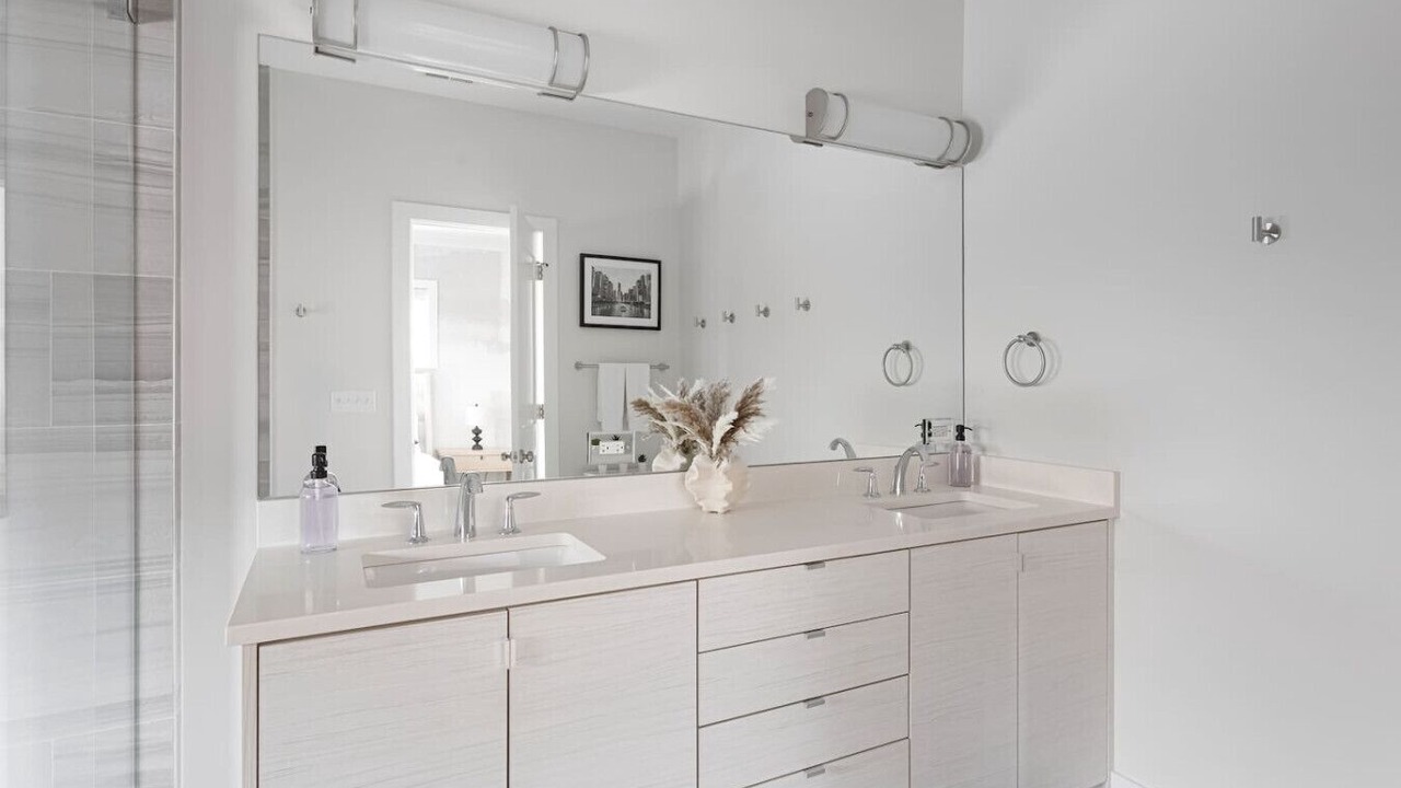 Photo of Bathroom in West Town