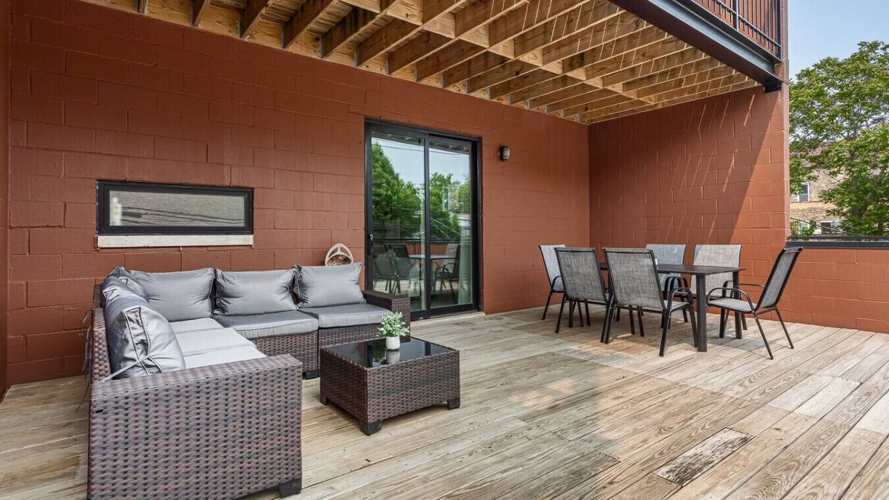 Photo of Patio Balcony in West Town
