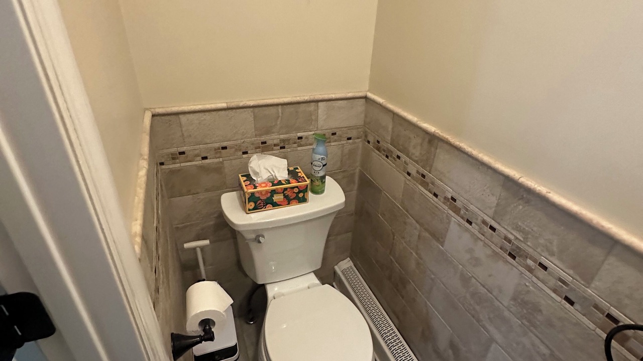 Photo of Bathroom in Swan Lake