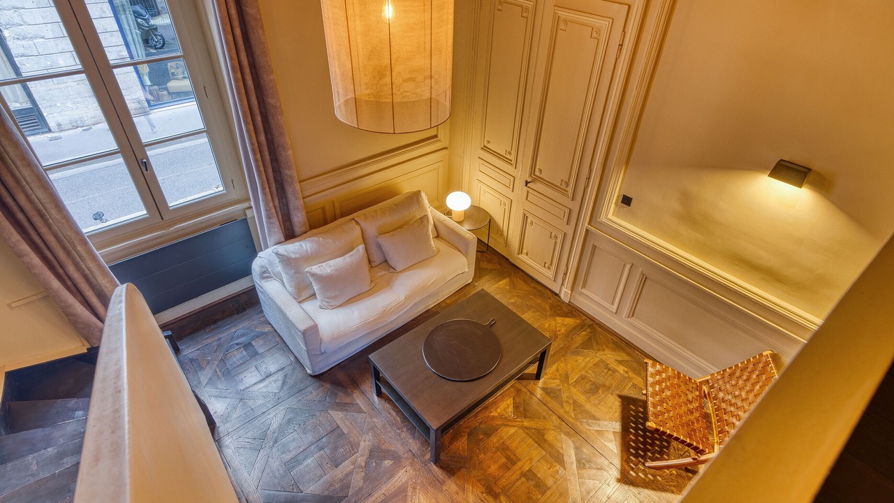 Photo of Livingroom in Carnot - Gailleton