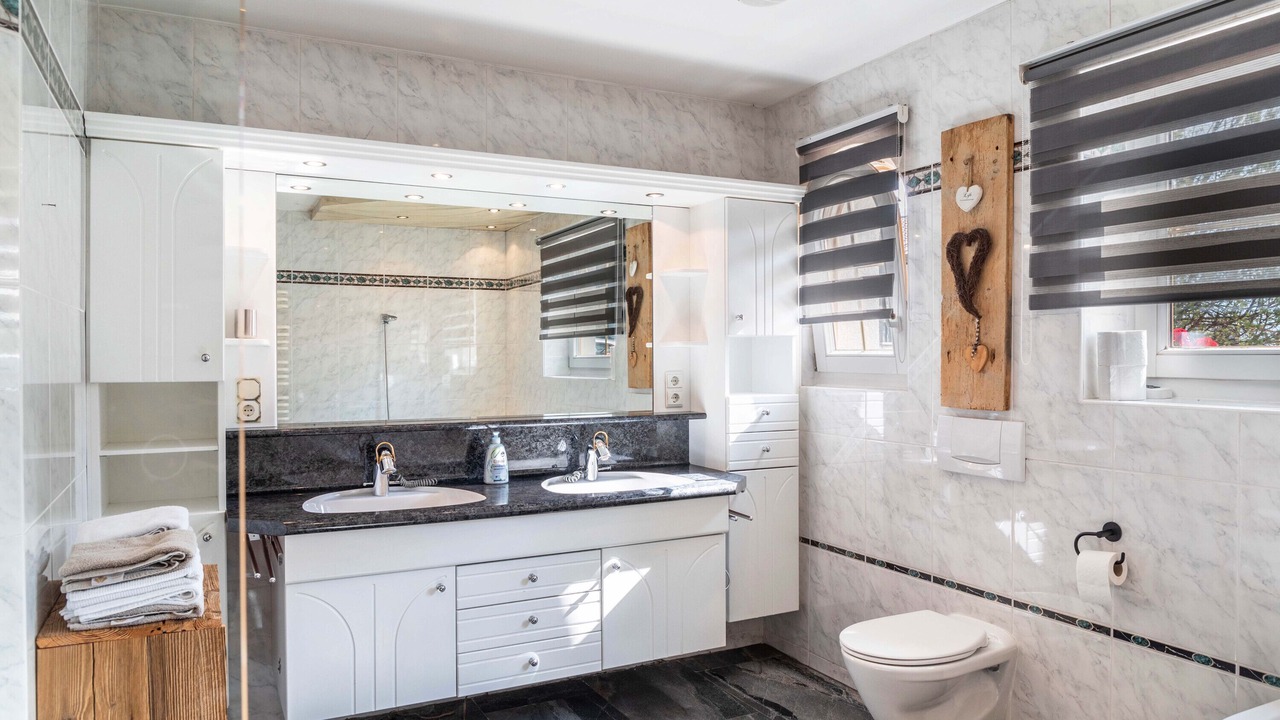 Photo of Bathroom in Voels